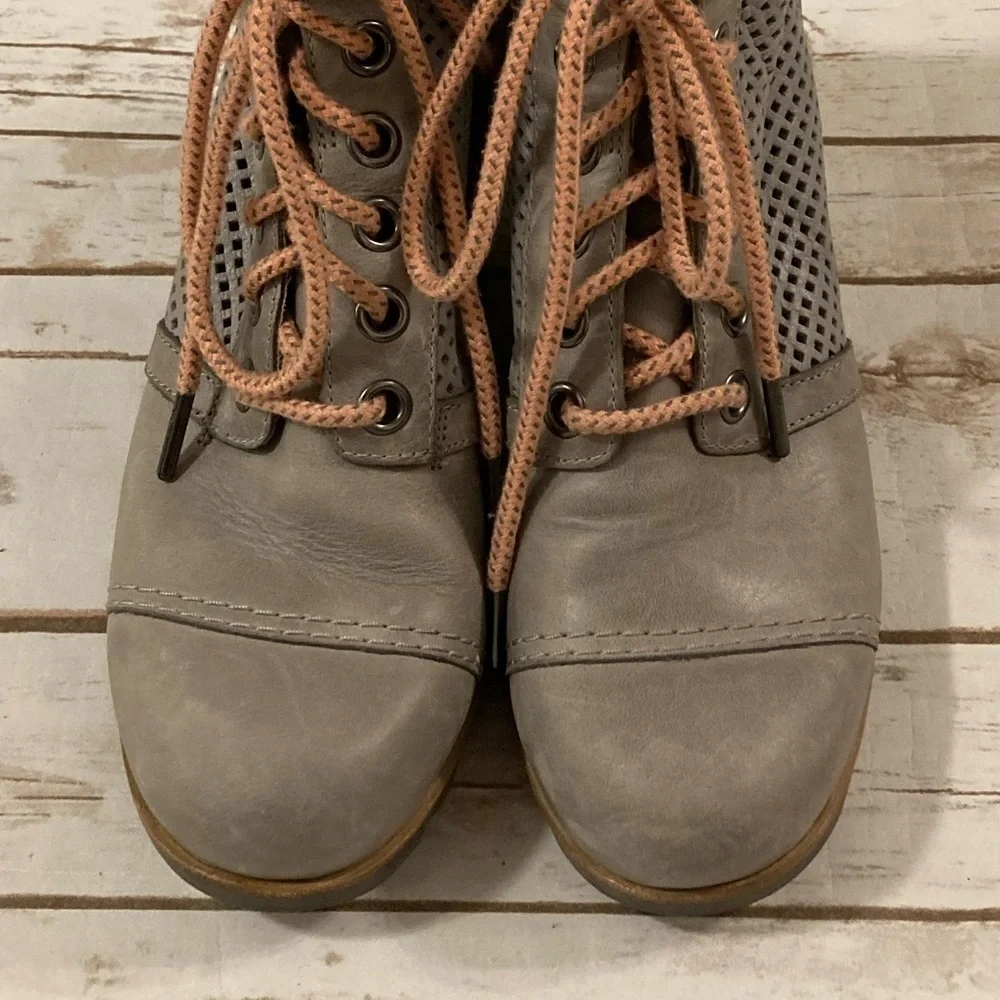 SOREL 1964 PREMIUM WEDGE BOOTIES - WOMEN'S SIZE 10